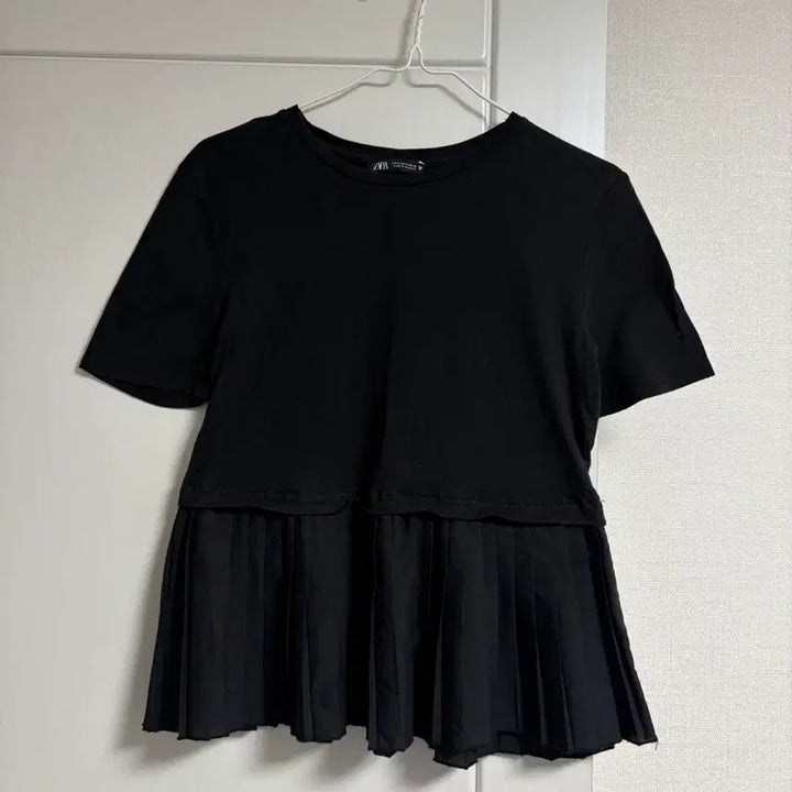 [BUNJANG] Zara Frill Short Sleeve T-Shirt / ZARA 프릴 반팔 티셔츠 여자