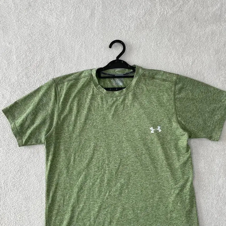 [BUNJANG] Under Armour Functional Short Sleeve T-Shirt XL (105) / XL 언더아머 기능성 반팔티셔츠 105