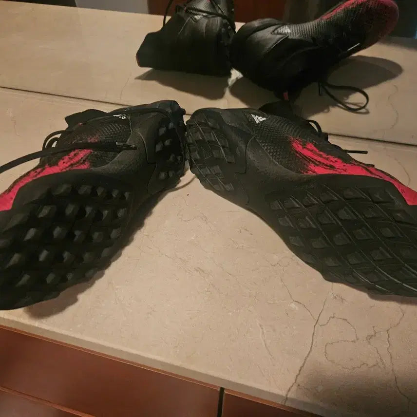 [BUNJANG] Adidas Predator 20.3 Futsal Shoes / 아디다스 프레데터 20.3 풋살화_275