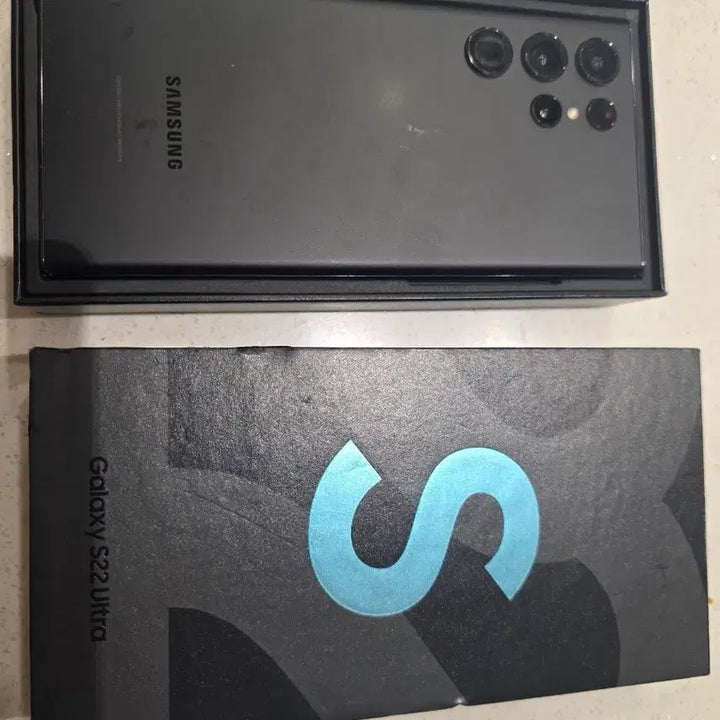 [BUNJANG] Samsung Galaxy S22 Ultra 512GB Black Unlocked / 삼성 갤럭시 S22 울트라삼성 갤럭시 S22 Ultra 블랙 S22 울트