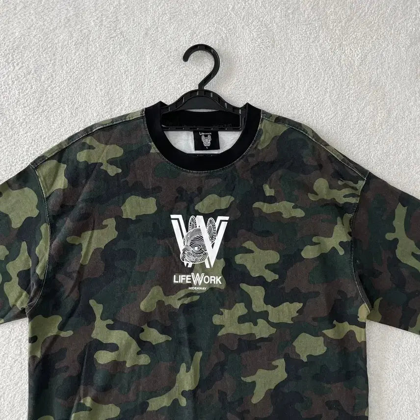 [BUNJANG] LifeWork Camo Short Sleeve T-Shirt (L) / L 라이프워크 카모 반팔티셔츠 100