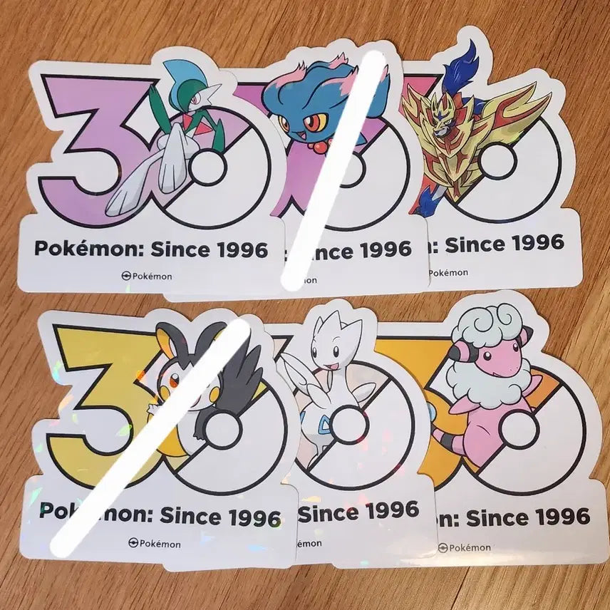 [BUNJANG] Pokemon 30th Anniversary Logo Sticker (Helomi) / 구함) 포켓몬 30주년 로고스티커(해루미)