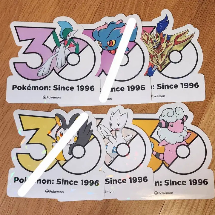 [BUNJANG] Pokemon 30th Anniversary Logo Sticker (Helomi) / 구함) 포켓몬 30주년 로고스티커(해루미)