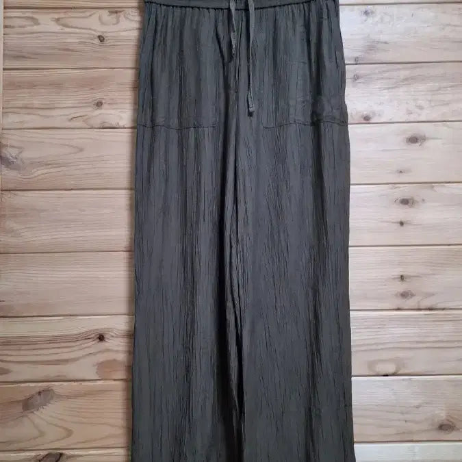 [BUNJANG] Celebshop Pleated Wide Pants / 셀럽샵 플리츠 와이드 팬츠