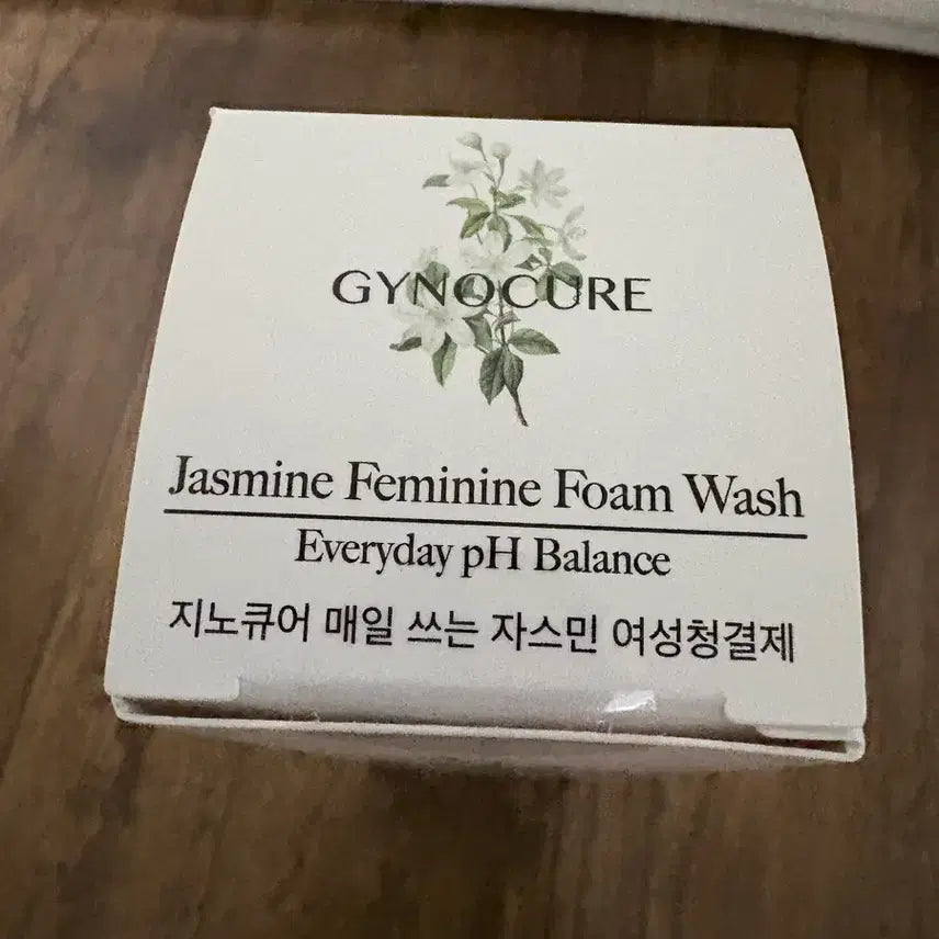 [BUNJANG] Ginocure Jasmine Feminine Cleanser (New) / 지노큐어 자스민여성청결제(새상품)