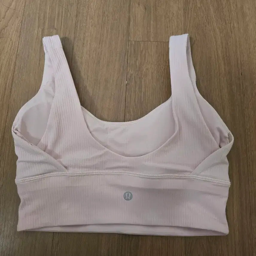 [BUNJANG] Lululemon Sports Bra (Size 4) - Light Pink, Built-in Padding / 깨끗)룰루레몬 브라탑 ( 4size)