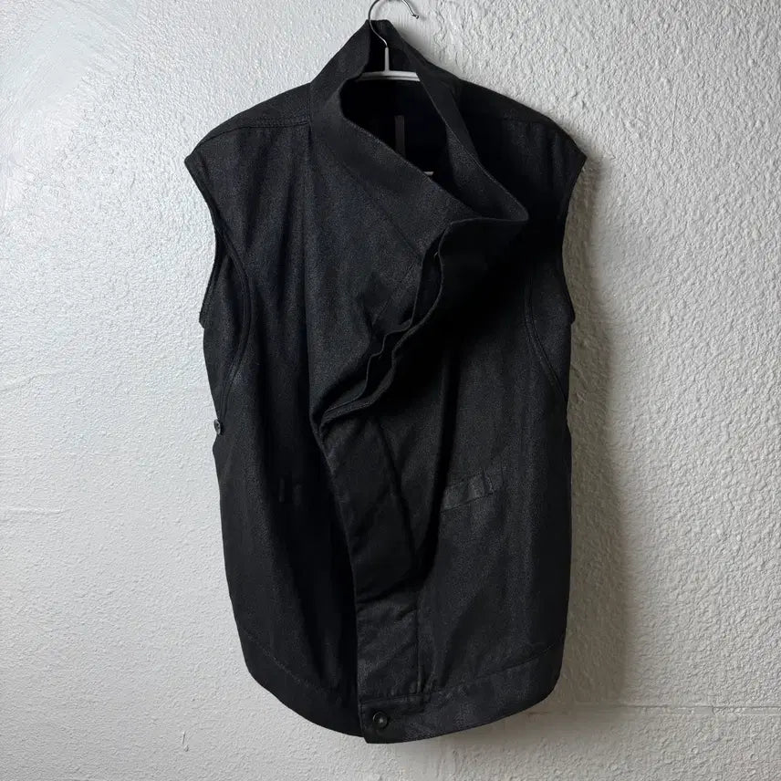 [BUNJANG] Rick Owens DRKSHDW Black Coated Vest / RICK OWENS DRKSHDW Black Coated Vest