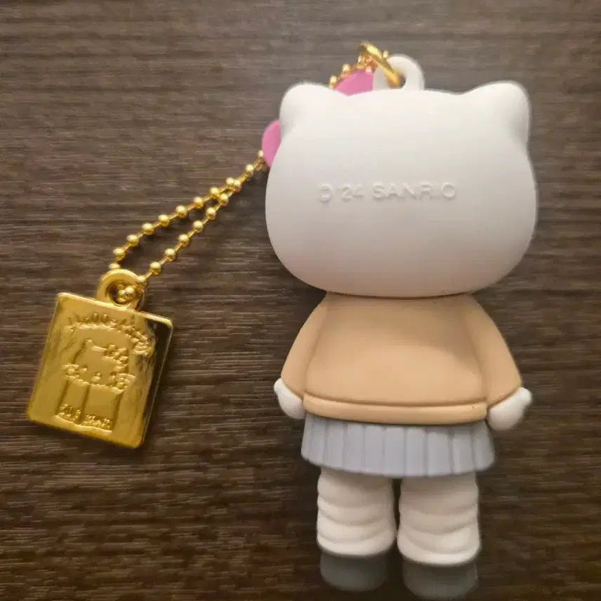 [BUNJANG] 50th Anniversary Limited Edition School Uniform Kitty Keyring / 50주년한정판 키티 키링 교복키티 (새상품)