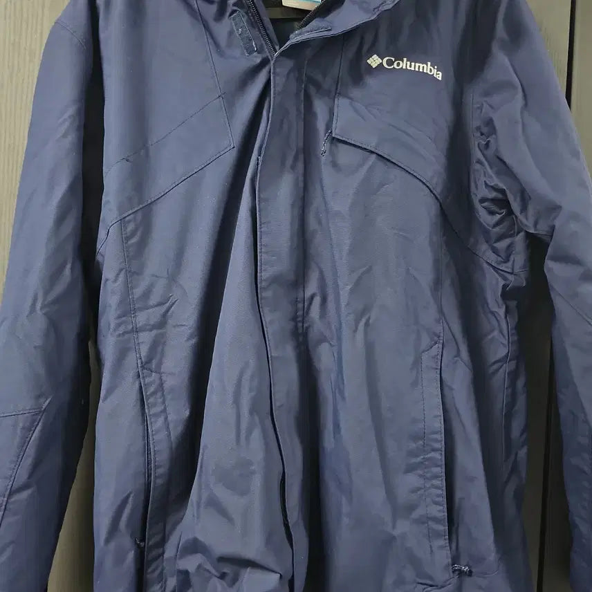[BUNJANG] Columbia Genuine Windbreaker Jacket with Inner Layer, Size 100 (Men&