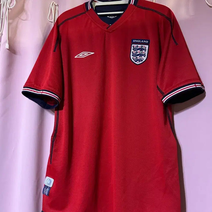 [BUNJANG] Umbro England National Team Away Reversible Short Sleeve Football Jersey / 02-04시즌 잉글랜드 국대 어웨이 유니폼 엄브로 반팔 엄브로 축구반팔티