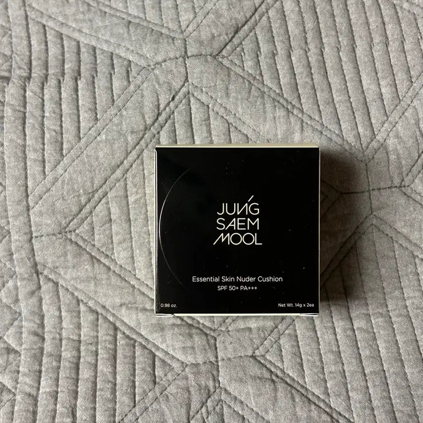 [BUNJANG] JUNGSAEMMOOL Essential Skin Nuder Cushion SPF50+ PA++++ (Refill Included) / 정샘물 에센셜 스킨 누더 쿠션 19라이트 (리필 포함)