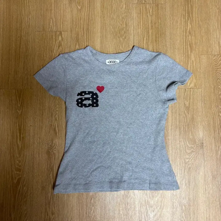 [BUNJANG] aeae Grey T-Shirt (Free Size) / [만육천원] 에이이에이이 aeae 회색 반팔 팔아요