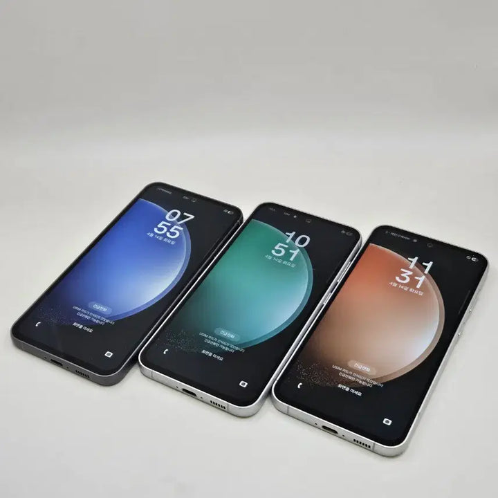 [BUNJANG] Samsung Galaxy S23 FE Used Phone (White/Mint/Black) with Accessories / 무결점 삼성 갤럭시S23FE 도매가판매 중고폰 구성품포함