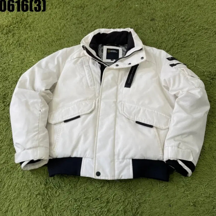 [BUNJANG] National Geographic Duck Down Padding White Size 90 / 내셔널지오그래픽 덕다운 패딩 화이트90 0616