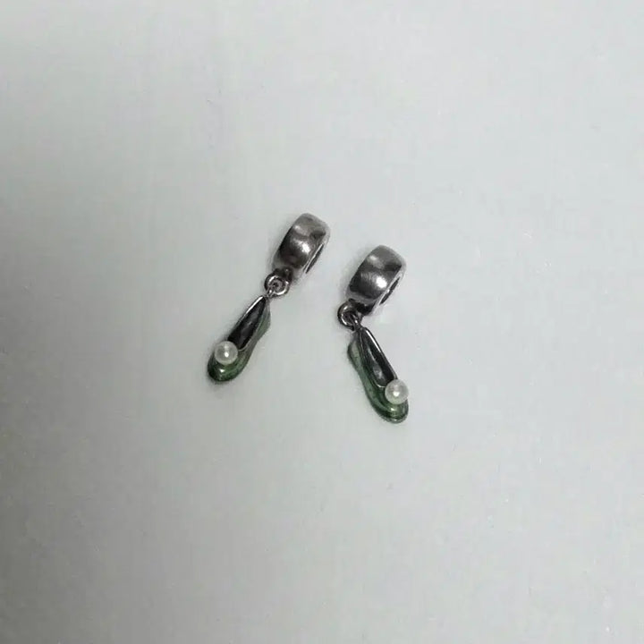 [BUNJANG] Pandora Disney Peter Pan Tinkerbell Shoe Charm Sterling Silver / 실버 925 ] Pandora Disney 판도라 피터팬 팅커벨 신발