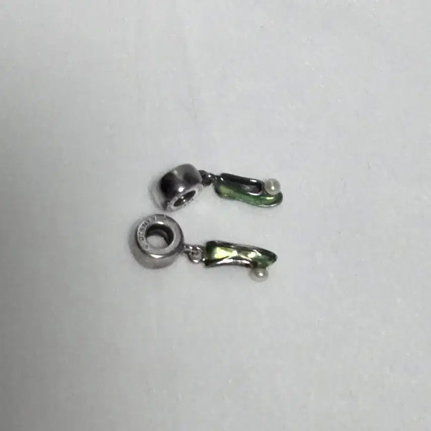 [BUNJANG] Pandora Disney Peter Pan Tinkerbell Shoe Charm Sterling Silver / 실버 925 ] Pandora Disney 판도라 피터팬 팅커벨 신발