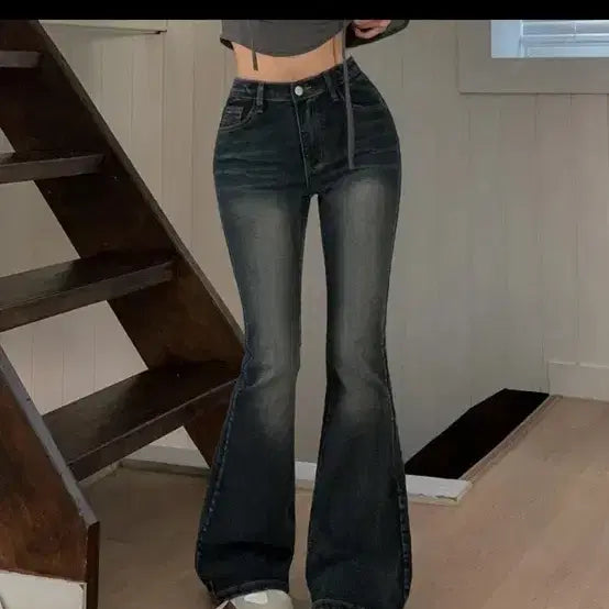 [BUNJANG] Morefit Vintage Washed Bootcut Denim Jeans with Hip Padding / 에이블리 모어핏 부츠컷 데님 빈티지 워싱 골반패드 골반뽕 청바지