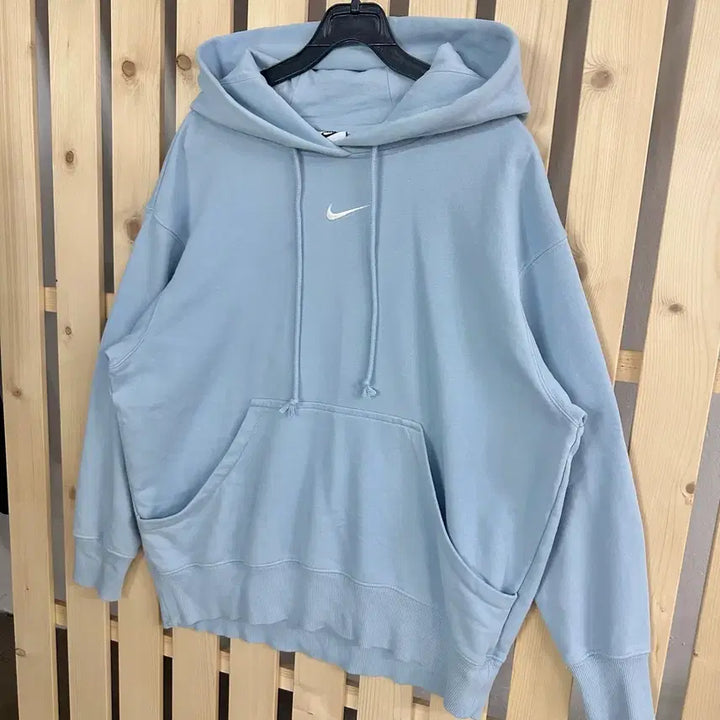 [BUNJANG] Nike Swoosh Hoodie Sky Blue / (L) 나이키 스우시 후드티 하늘색 스카이블루