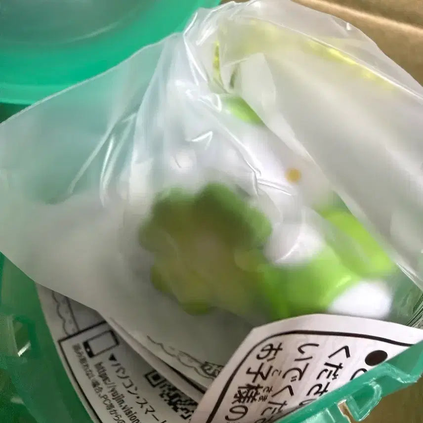 [SOLD OUT] 산리오 네잎클로버 키링 가챠 헬로키티