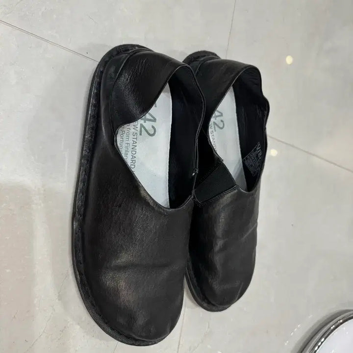 [SOLD OUT] 비바 주마 42 (270) 블랙 us 9