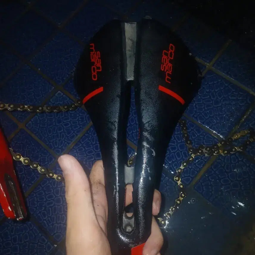 [BUNJANG] FIZIK Bicycle Saddle / 픽시 자전거 안장