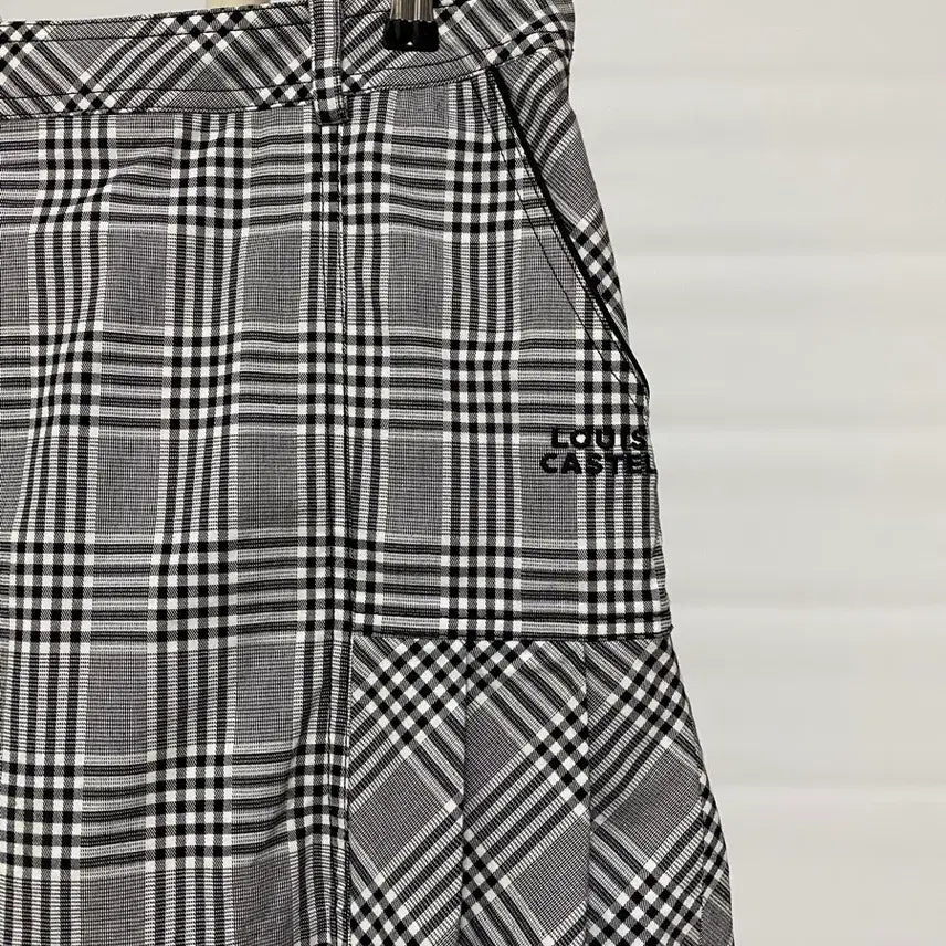 [BUNJANG] Louis Castel Check Pleated Golf Skirt / 루이까스텔 체크 플리츠 골프 스커트 70