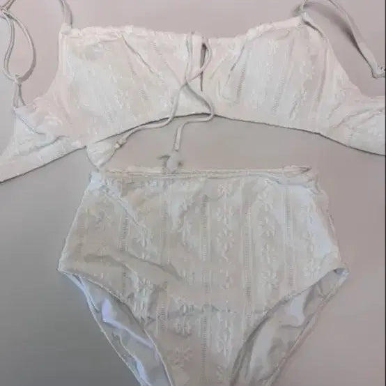 [BUNJANG] Dayzdayz Sunsu Bikini Set S / 데이즈데이즈 순수 비키니