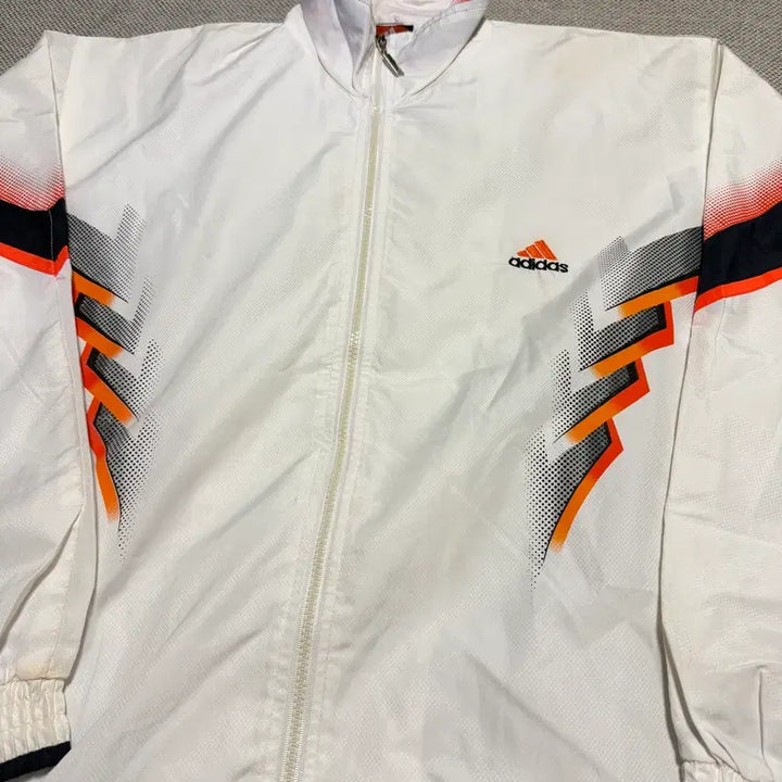 [BUNJANG] Adidas Old School Windbreaker Jacket / 아디다스 올드스쿨 바람막이 자켓