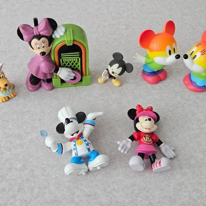 [BUNJANG] Vintage Disney Mickey, Minnie Mouse, Pluto Figurine Gacha Set / 빈티지 디즈니 미키 미니마우스 플루토 피규어 가챠