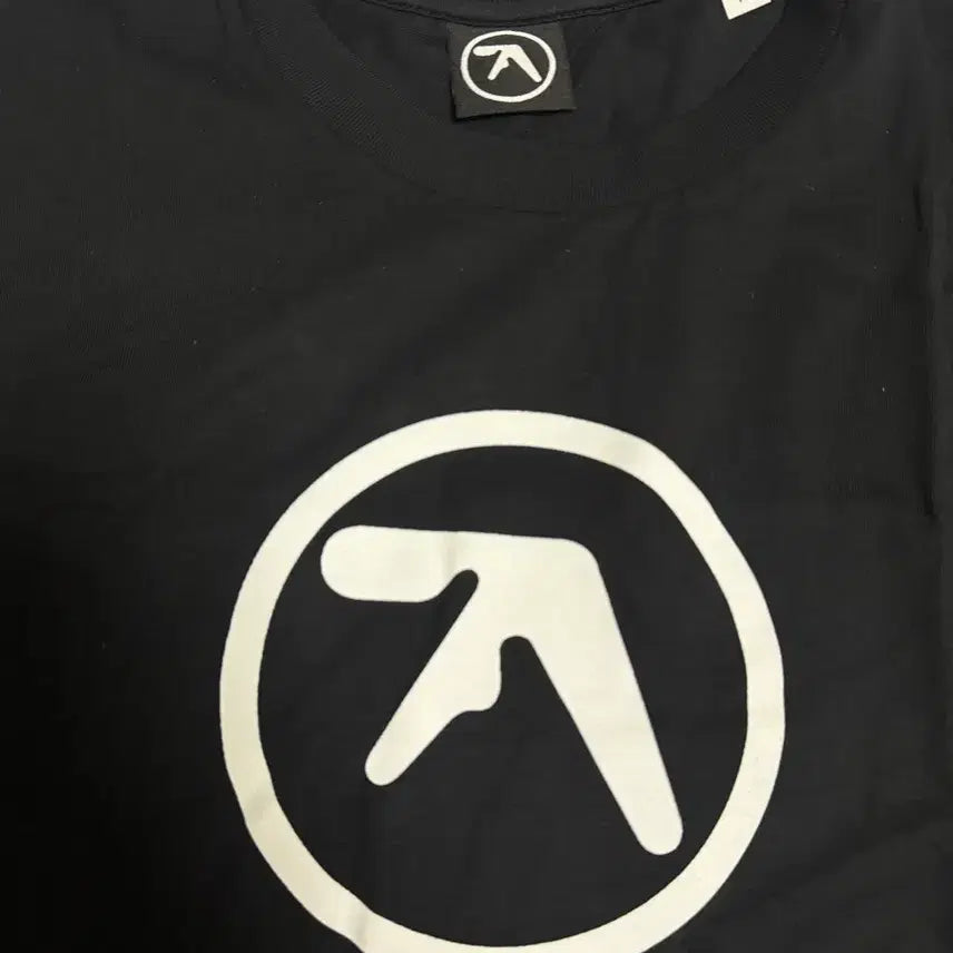 [BUNJANG] Aphex Twin Official Merch Black T-Shirt / Aphex twin official merch 블랙 티셔츠 에이펙스 트윈