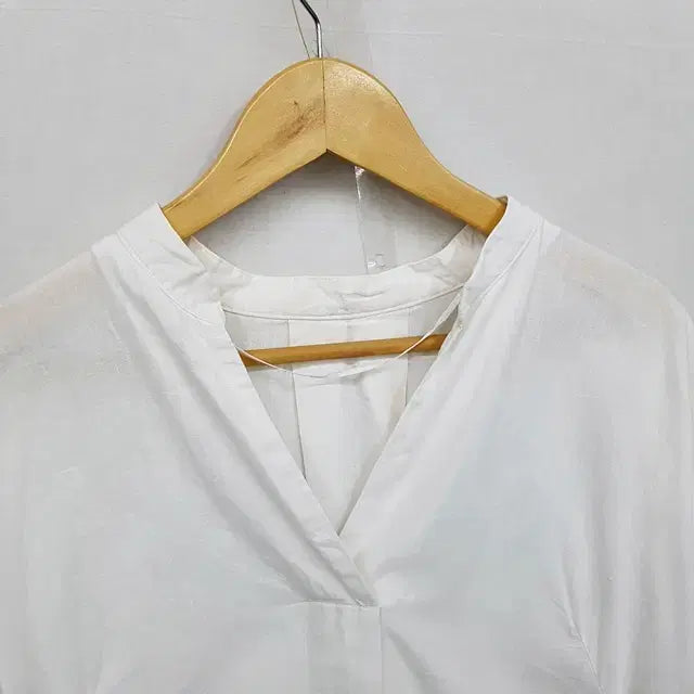 [BUNJANG] GU Linen Oversized Blouse White / GU 린넨 오버핏 블라우스 화이트
