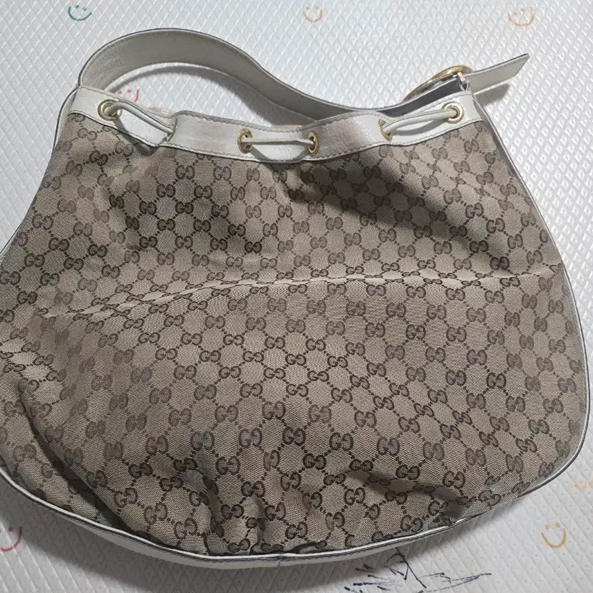 [BUNJANG] Gucci Genuine GG Canvas Shoulder Bag / 구찌 정품 캔버스 숄더백