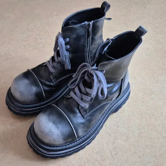 [BUNJANG] With Road Nicole Sanding Vintage 7-Hole Walker Boots / 위더로드 니콜 샌딩 빈티지 7홀 워커