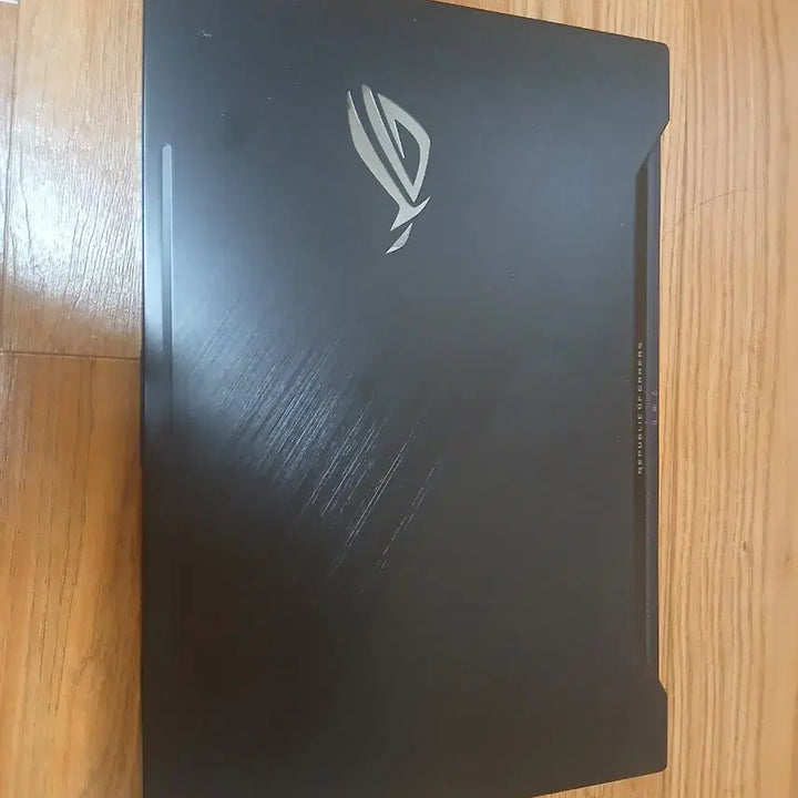 [SOLD OUT] asus 제피러스 gx501v, gtx1080 maxq,정상부팅 부품용