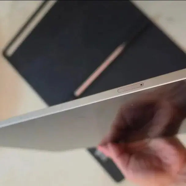 [BUNJANG] Samsung Galaxy Tab S7 FE Silver Tablet with S Pen and Cover / 삼성 갤럭시 탭 S7 FE 실버