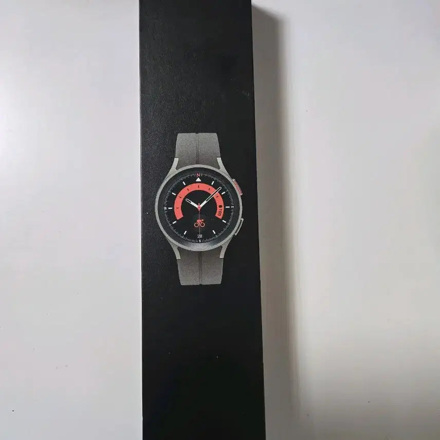 [BUNJANG] Samsung Galaxy Watch 5 Pro 45mm Bluetooth Gray Titanium Sealed / [미개봉] 갤럭시 워치5 프로 45mm 그레이 티타늄 (블루투스)