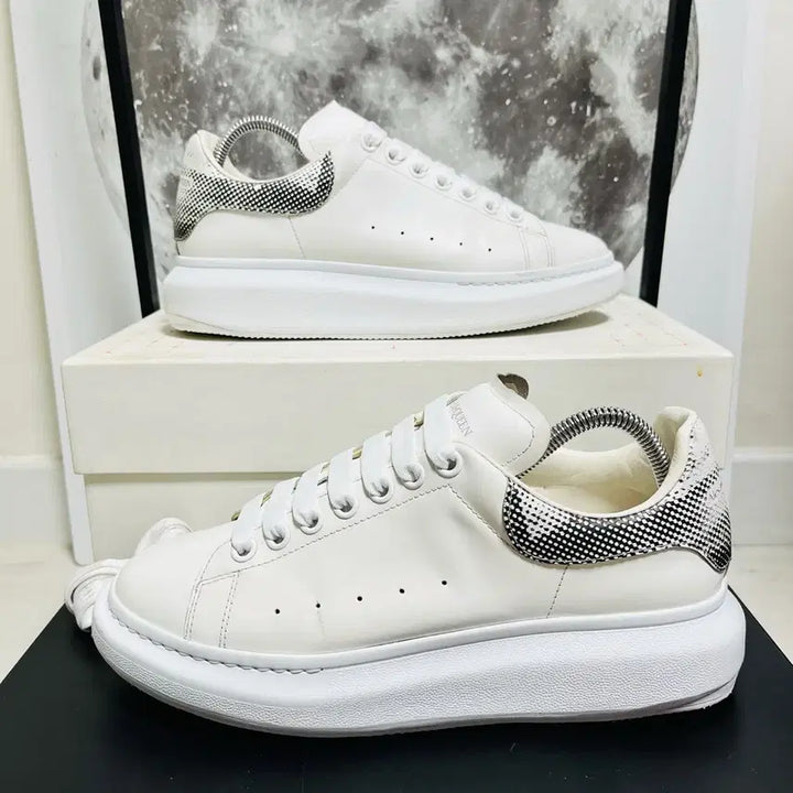 [BUNJANG] Alexander McQueen Mosaic Oversized Sneakers / 정품 41) 알렉산더 맥퀸 모자이크 오버솔 스니커즈 265~270