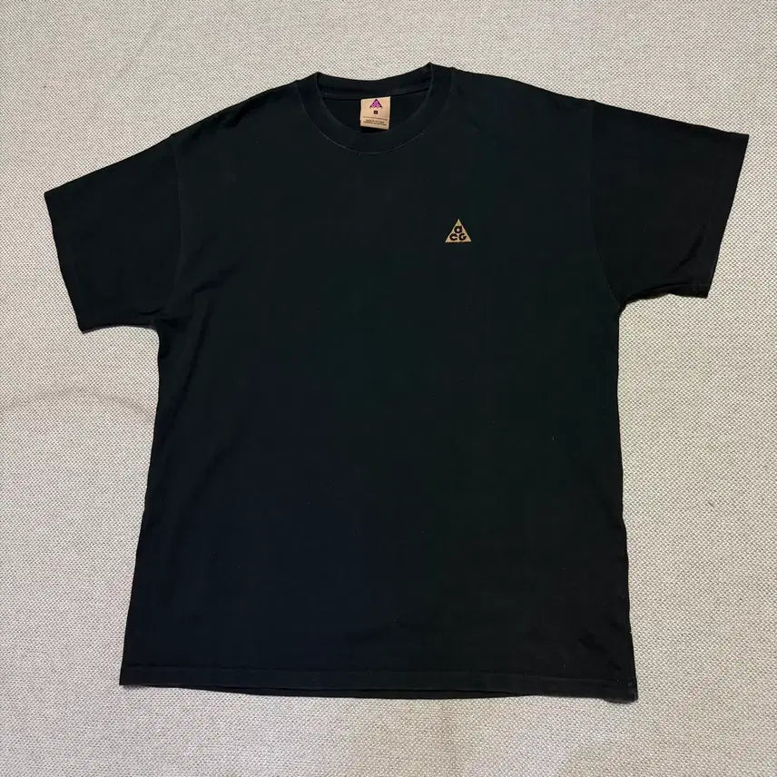[SOLD OUT] 나이키ACG 로고 반팔티