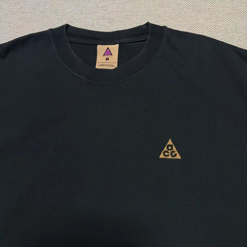 [SOLD OUT] 나이키ACG 로고 반팔티