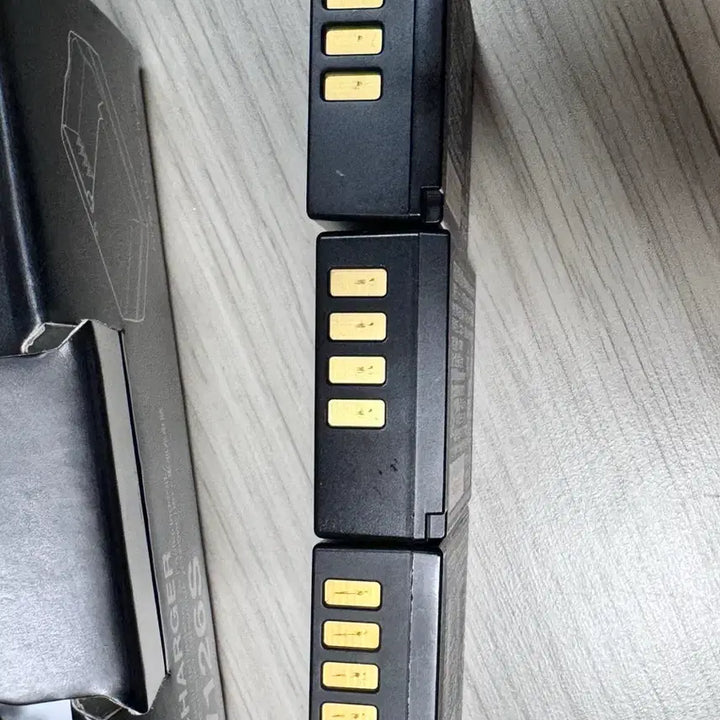 [BUNJANG] Fujifilm NP-W126S Battery Charger and Battery Set / 후지필름 배터리 충전기 NP-W126S 충전기 세트