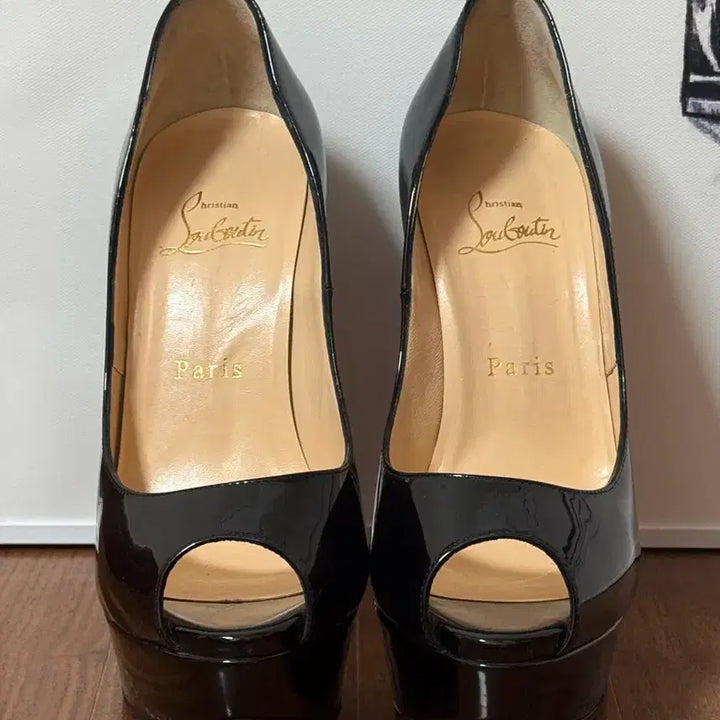 [BUNJANG] Christian Louboutin Black Patent Open Toe Platform Heels - Size 37 / [정품] 크리스찬 루부탱 오픈토 플랫폼 힐 37