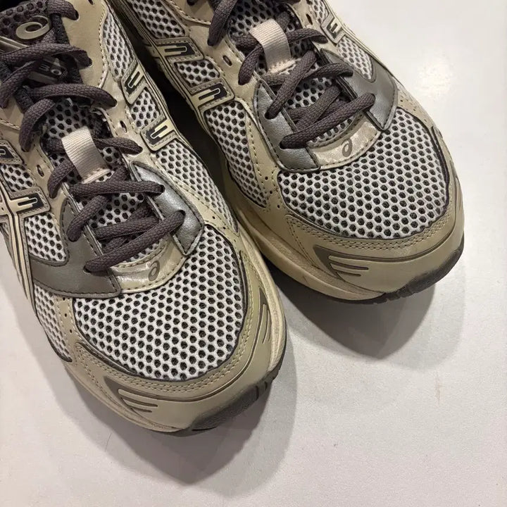 [BUNJANG] ASICS Gel 1130 Birch Dark Taupe Sneakers (270) / [270] 아식스 젤 1130 버치 다크 토프