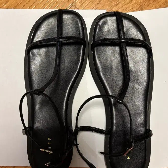 [BUNJANG] Black Strap Sandals 250mm New / 스트랩 샌들 블랙 250mm 새상품
