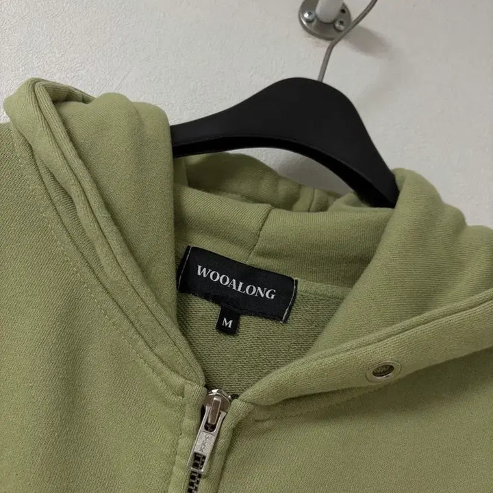 [BUNJANG] Wooolong Hooded Zip-Up Jacket / 우알롱 후드 집업