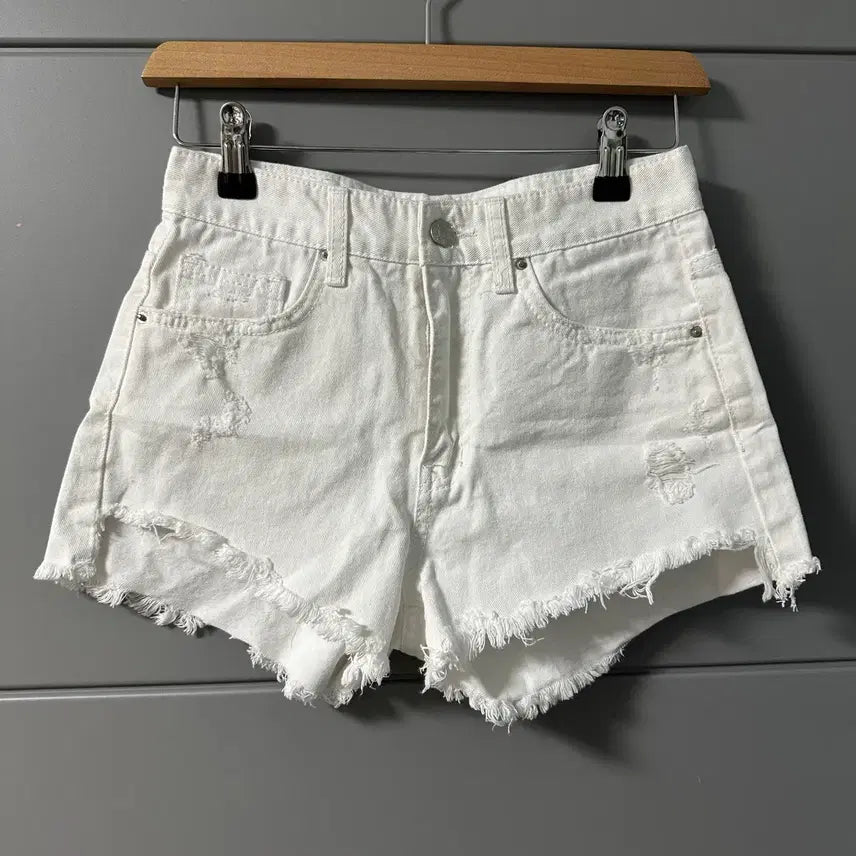 [BUNJANG] Ribontai Blue Bear White Short Pants S / 리본타이 블루베어 화이트 숏팬츠 S
