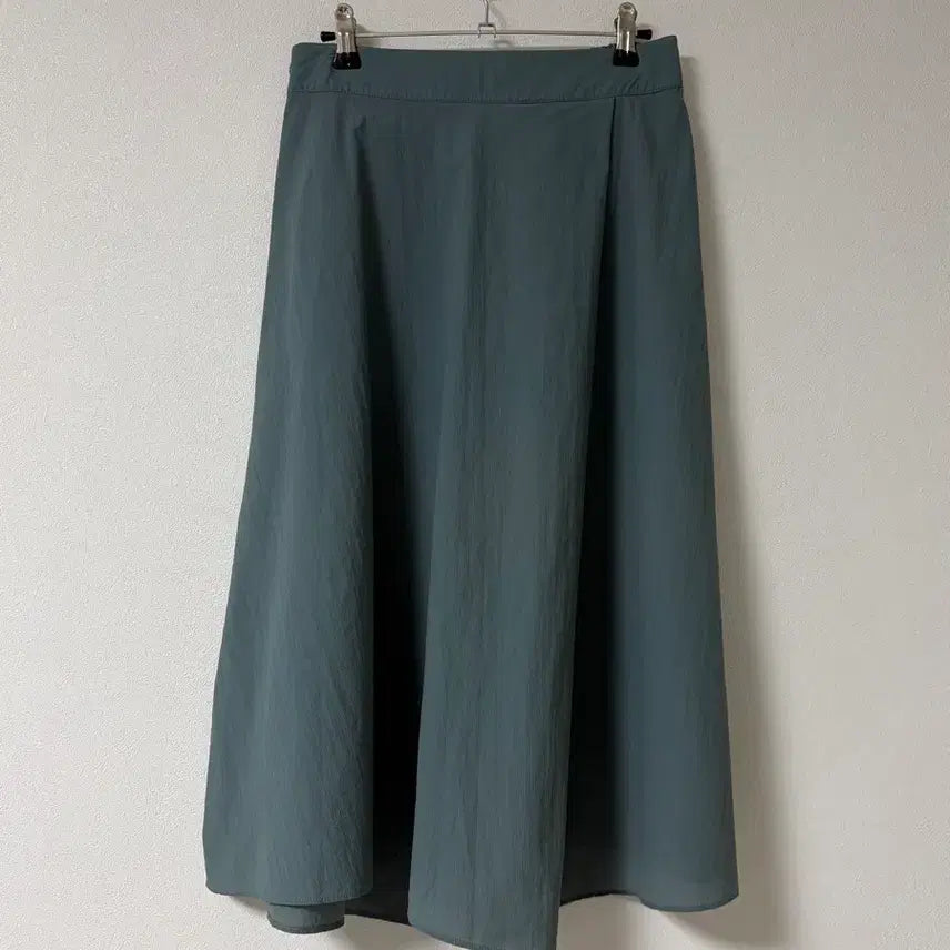 [BUNJANG] So Wool Nylon Skirt / So wool 쏘울 나일론 스커트