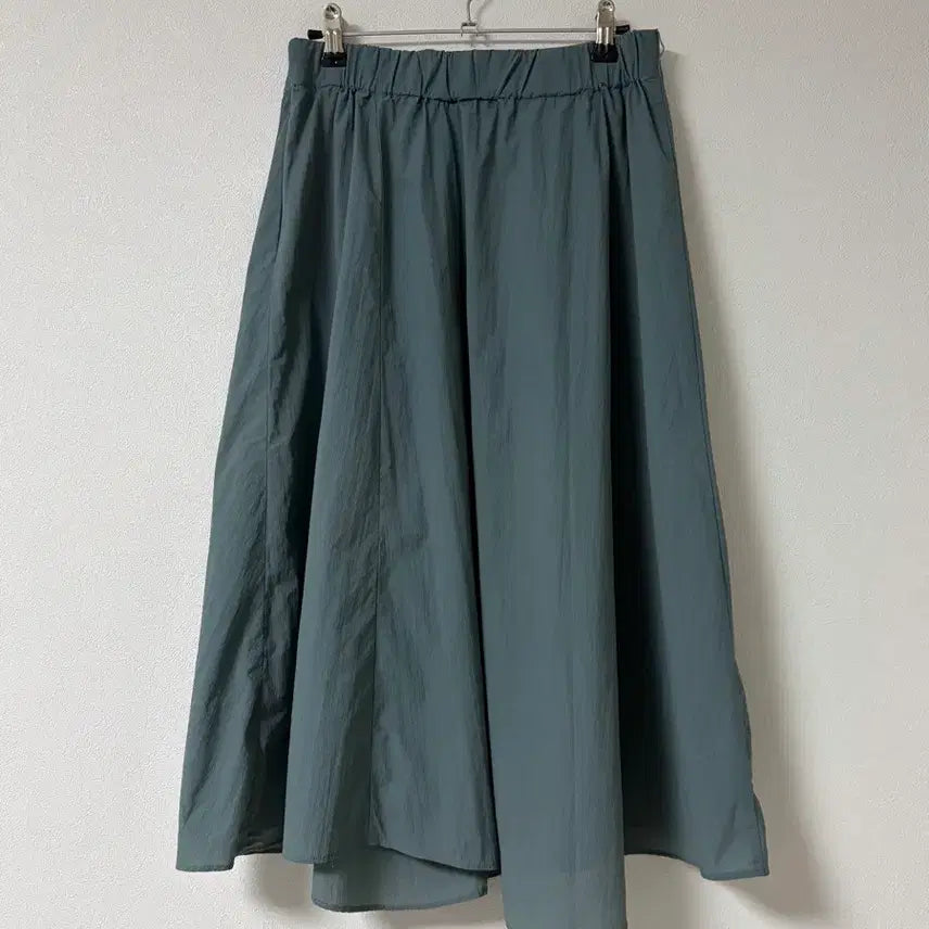 [BUNJANG] So Wool Nylon Skirt / So wool 쏘울 나일론 스커트