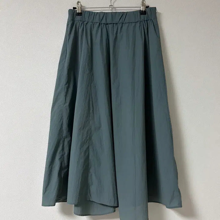 [BUNJANG] So Wool Nylon Skirt / So wool 쏘울 나일론 스커트