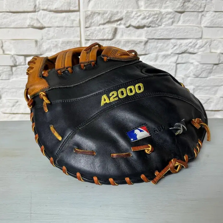 [BUNJANG] Wilson A2000 12-inch First Base Mitt / 윌슨 A2000 1루미트 12인치 (야구 글러브)
