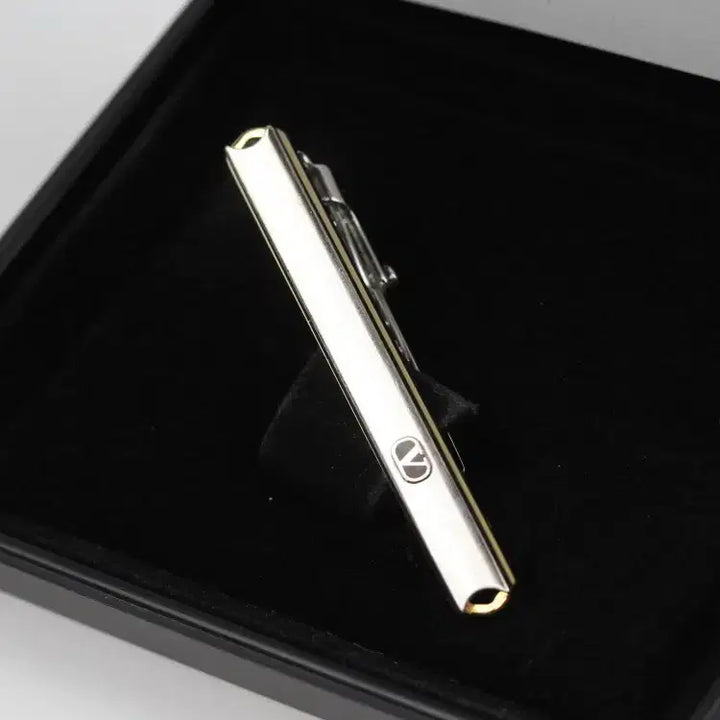 [BUNJANG] Valentino Garavani High-End Tie Clip 4.9cm (B+ Grade) / 발렌티노 가라바니 B+등급 4.9cm 하이엔드 명품넥타이핀